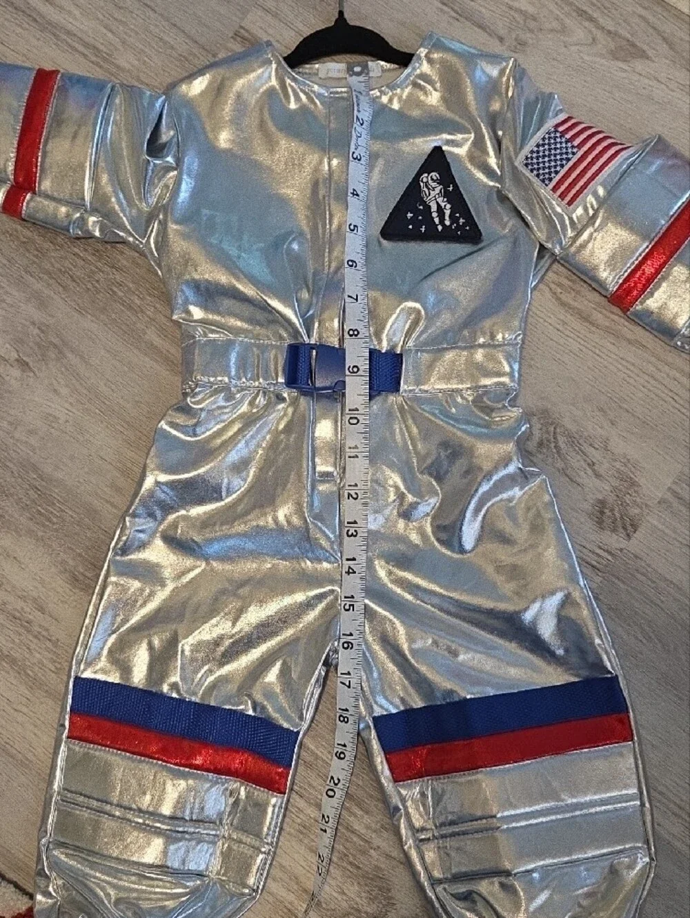 Pottery Barn Kids Silver ASTRONAUT Costume with LIGHT UP JETPACKS! Retail $99